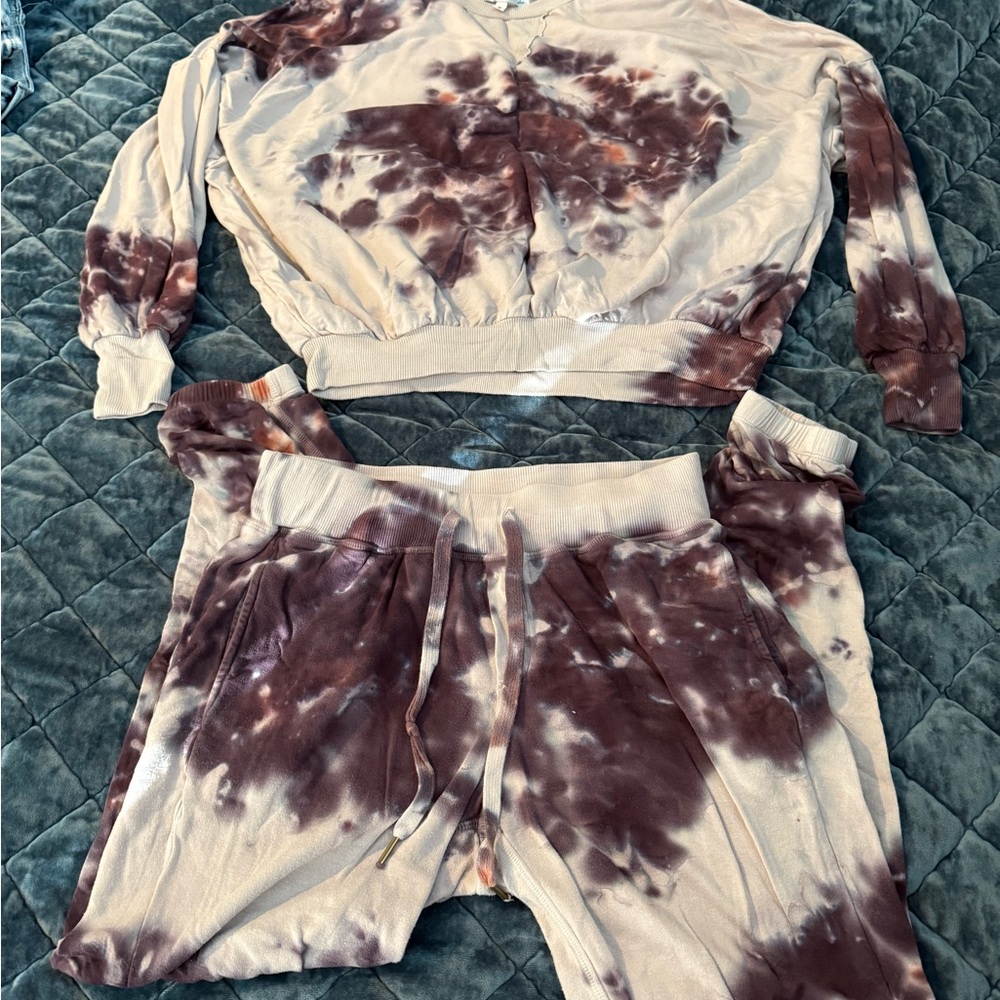 Tie-Dye Sweatshirt and Joggers Set